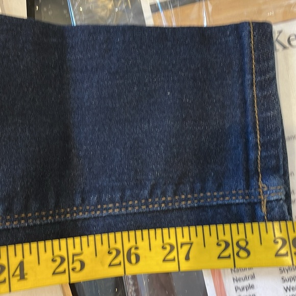 Hudson Jeans – Straight Cut, Dark Wash, Low Waist (Made in USA) - Picture 6 of 9